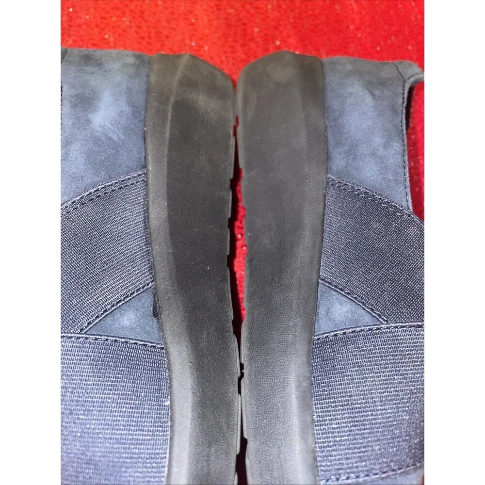 CLARKS Loafers Ultimate Comfort Slip-on Navy blue Shoes Wmns Sz 7M